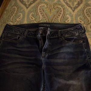 Maurices jeans
